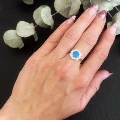 Stříbrný prstýnek modrý opál 12mm rhodiovaný