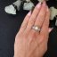 Stříbrný prsten s květinkou a bílými kamínky