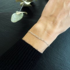 Stříbrný náramek 2mm