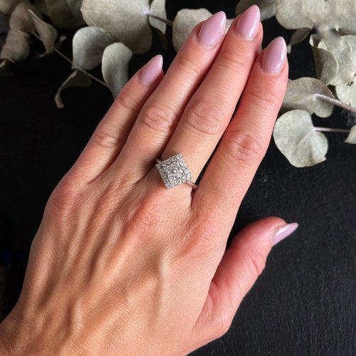 Stříbrný prsten s kamínky rhodiovaný - Velikost prstenu: 55