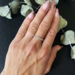 Strieborný prsteň prepletaný dámsky rhodiovaný