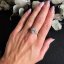 Stříbrný prsten ve tvaru srdíčka se zirkonem