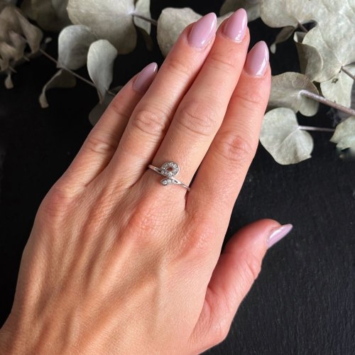 Prsten s kamínky stříbro 925/1000 rhodiované - Velikost prstenu: 56