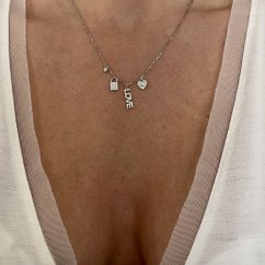 Rhodiovaný náhrdelník s príveskami s motívom lásky so zirkónmi